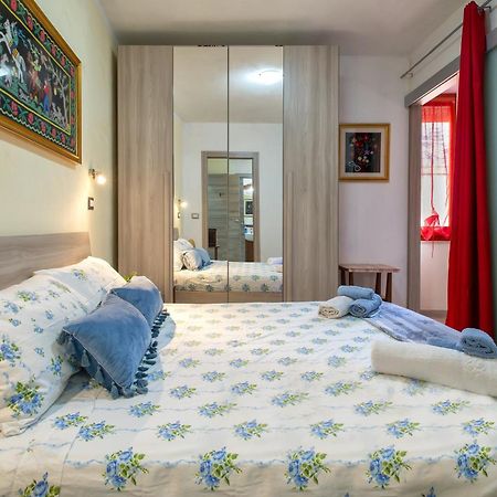Relax House And Fitness 9 Leilighet Villanova Monteleone Eksteriør bilde